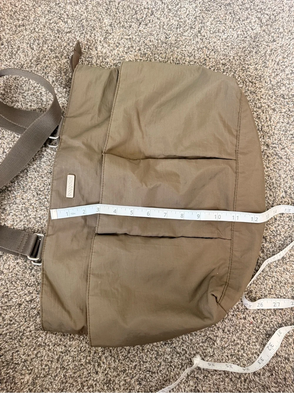 Baggallini Olive Green Nylon Tote with Exterior Pockets